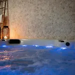 Via Aetcal & Wellness