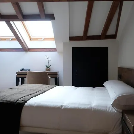 Via Aetcal & Wellness Hotel 2*