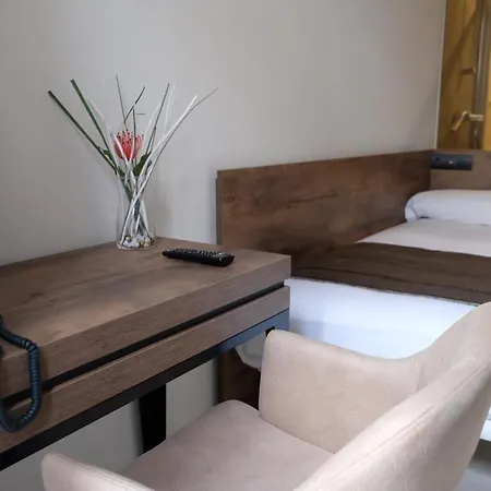Via Aetcal Hotel&wellness Hotel 2*