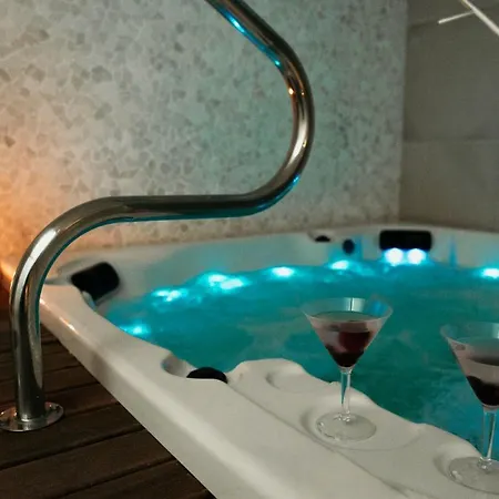 Ξενοδοχείο Via Aetcal & Wellness