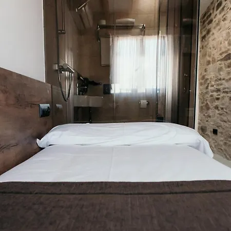 Via Aetcal & Wellness 2* Santiago de Compostela