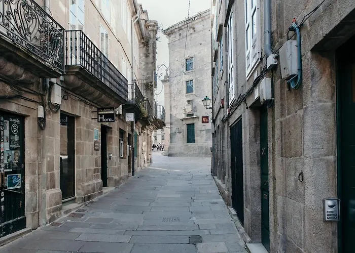 Via Aetcal & Wellness 2* Santiago de Compostela